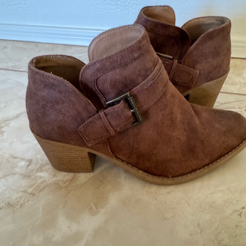 Qupid Tobin Women’s Western Style Booties